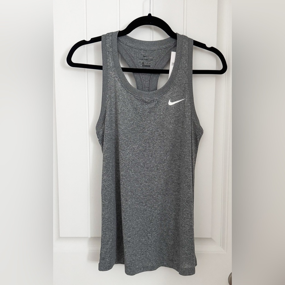 NIKE- The Nike Tee- workout tank